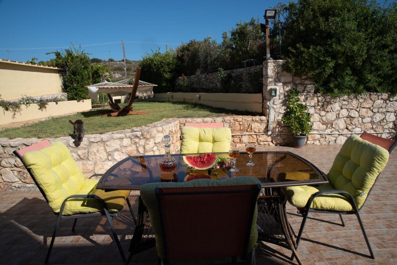 Sunny Hideaway Residence Close To The Nature Argoulidhés Buitenkant foto